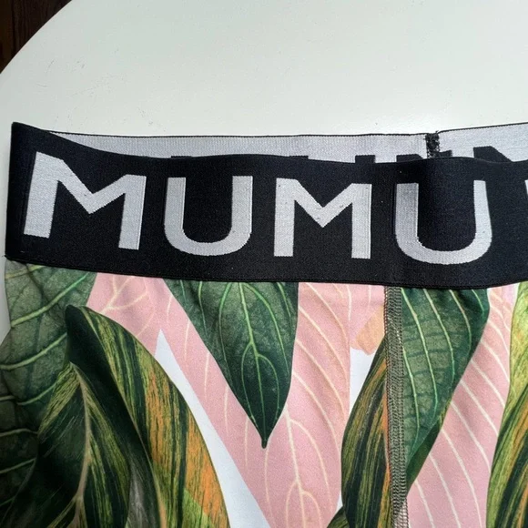 Pre-loved Excellent Condition Show Me Your Mumu Leggings Size Medium - Picture 2 of 4